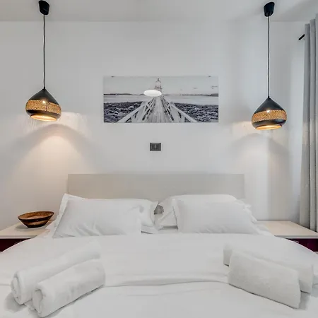 Apartment 385 Luxury Split