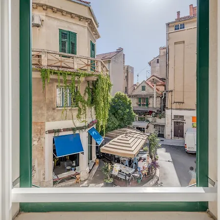 아파트 385 Luxury